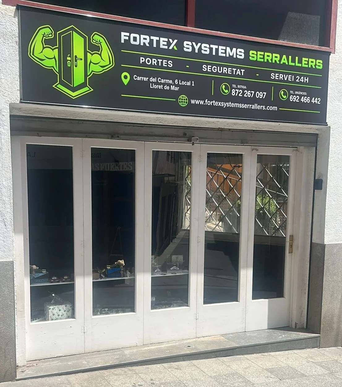 Fachada principal de FORTEX SYSTEMS SERRALLERS Lloret de Mar